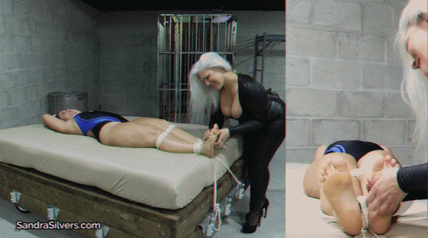 Sandra & Constance Tickle Torment (Sexy Feet, Sexy Girl Tickle/FullHD/MPEG-4) - 2023