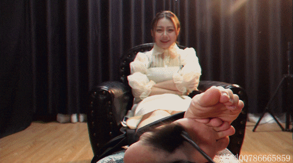 Sexy asia sole Vietnamese model nating`s TK21 [Fm Tickling Handjob, Tickle] (2023/MPEG-4/737 MB)