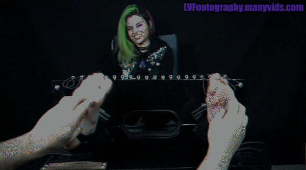 Vicky Von Rotten Stocked and Tickled (Toes, Torture/HD/Mp4) - 2023