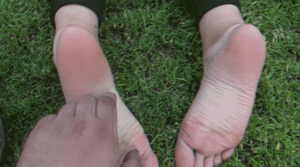Tickling Feet in the outdoors - Nikola (Tickling Test, Laugh/HD/Mp4) - 2023