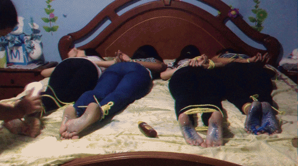 Bleu feet tickle challenge, Four girls (Domination, Stinky Feet/HD/Mp4) - 2023