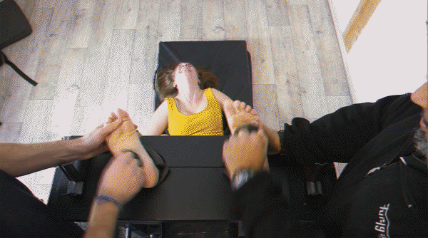 Syana's Beautiful Feet Are More Than Ticklish (Kinky, Smelly Feet/HD/Mp4) - 2023