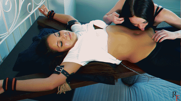 Susanna training for torture Iraida's belly - tickling, wax and ice + foot tickling - 2023/HD [Lesbian Tickling]