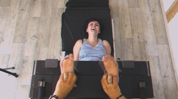 Dorothee Offered Us One Of Our Best Foot Tickling Ever [Lesbian, Toeties] (2023/Mp4/1000 MB)