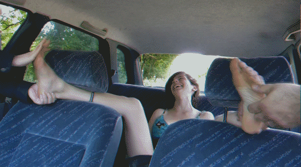 Calissa Goes Crazy in the Car [Dominant, Restraints] (2023/Mp4/1000 MB)