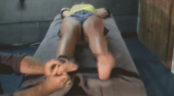 Sahrye's Tickle Phobia is Explored [Foot Tickling, Tied] (2023/Mp4/1000 MB)