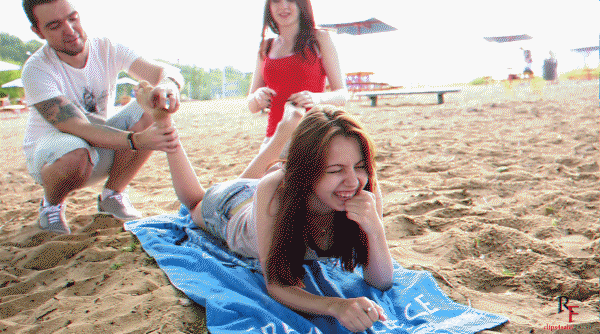 Summer Cute Girls - Tickling on the Beach (Part 1 Ticklish Leyla) [Lesbian Feet, Tickling] (2023/Mp4/1000 MB)