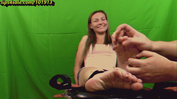 Anna's Unexpected Tickling Audition [Toes, Torture] (2023/Mp4/1000 MB)