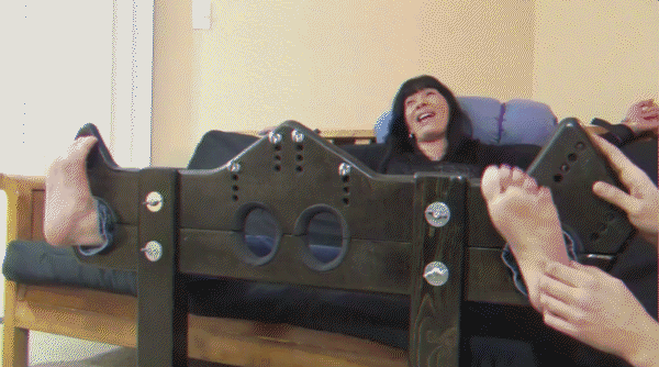 The Socks Come Off The Stocks Stay [Lesbian Feet, Tickling] (2023/Mp4/1000 MB)